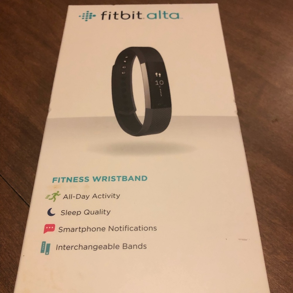 Fitbit Alta and 7 extra bands